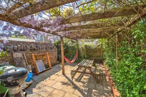 Photo 5- click for photo gallery